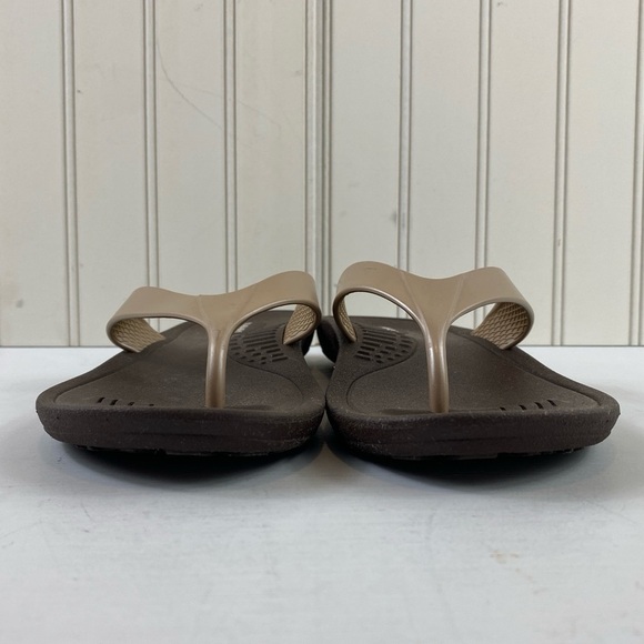 Okabashi Marina Women’s Open Toe Synthetic Brown Gold Thong Sandals (M/L) - Picture 9 of 11